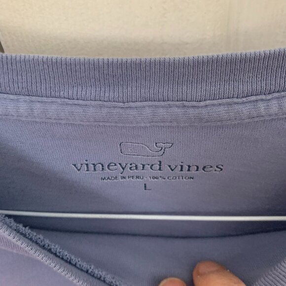 Vinyard Vines Mens long Sleeve Crew Neck Whale Logo t-shirt  Size L - Picture 3 of 4